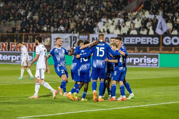 ONLINE: Noah - Olomouc 1:2. Gólový úvod zápasu, Sylla vrátil Hanákům vedení ONLINE: Noah - Olomouc 1:2. Gólový úvod zápasu, Sylla vrátil Hanákům vedení