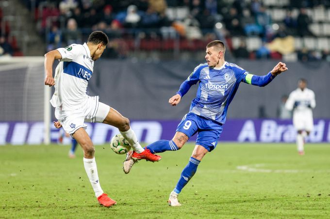 Ze špitálu do Švýcarska. Kliment: Jsem tam často. NEJ zápas? V Plzni o Ligu mistrů, říká Ze špitálu do Švýcarska. Kliment: Jsem tam často. NEJ zápas? V Plzni o Ligu mistrů, říká