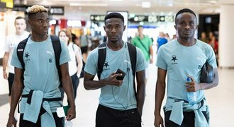 Slavia vyrazila na Gibraltar. Chybí Tecl či Ševčík, hříšníci budou mazat tresty