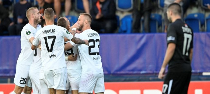 Fotbalisté Slovácka doma uhráli s Partizanem remízu 3:3