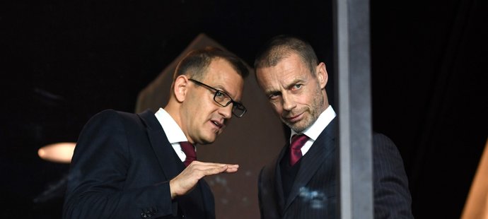 Majitel Sparty Daniel Křetínský a prezident UEFA Alexander Čeferin