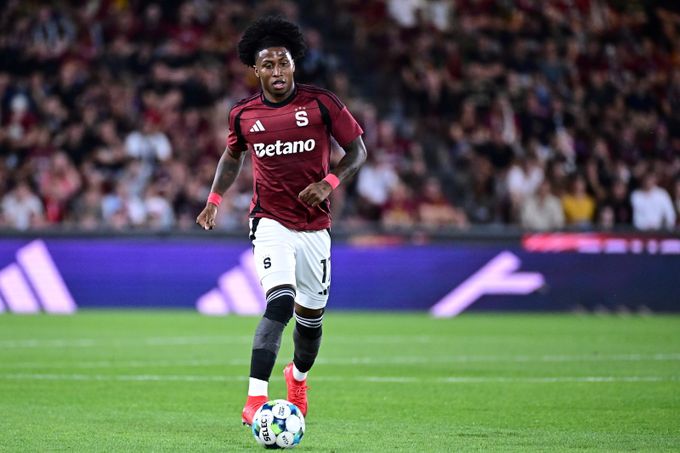 Dvě tváře – to je ďáblík z Ekvádoru. Vyplácí se Preciado Spartě? Finančně ano, ale... Dvě tváře – to je ďáblík z Ekvádoru. Vyplácí se Preciado Spartě? Finančně ano, ale...