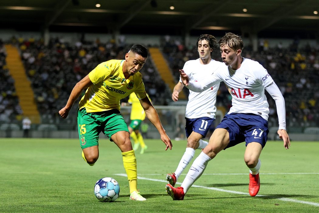 Tottenham podlehl portugalskému Paçosu Ferreira