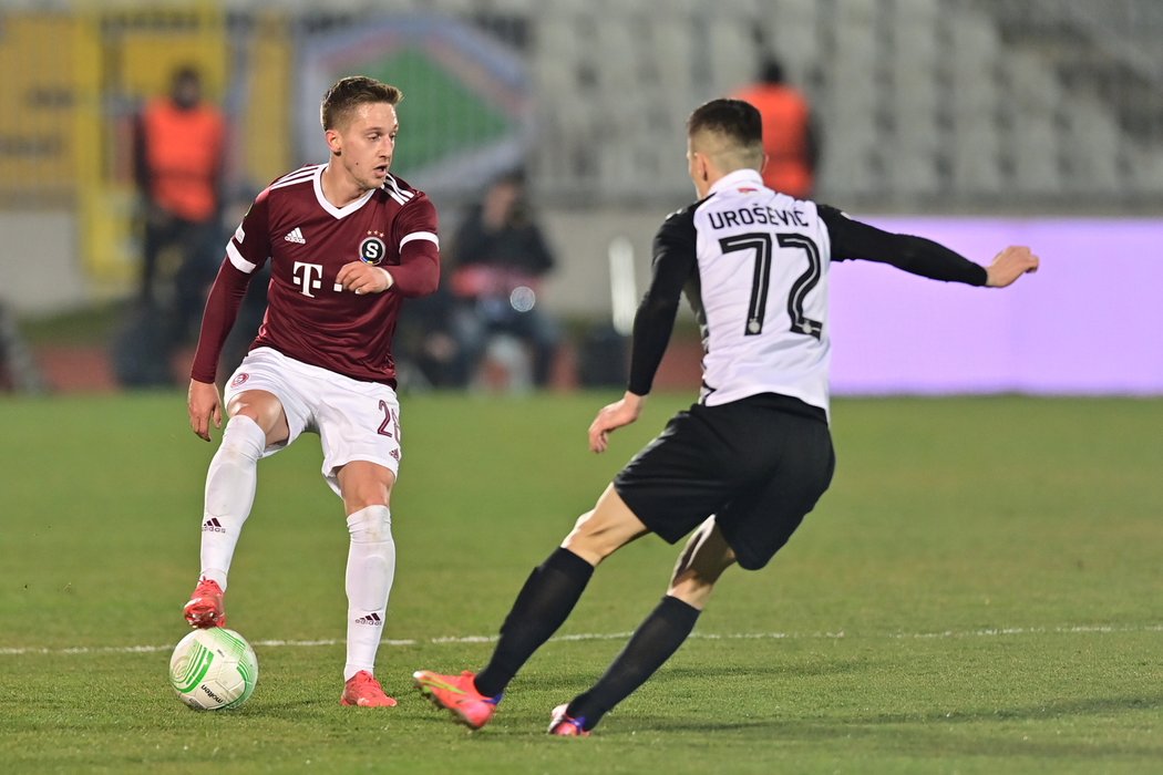 Tomáš Wiesner v utkání na Partizanu