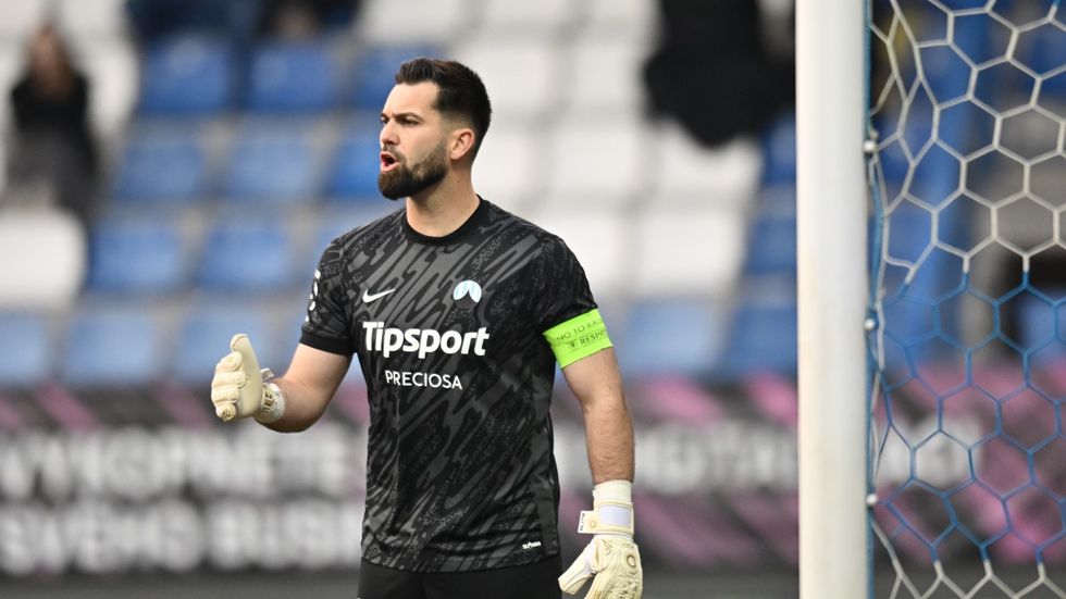 Liberecký gólman Tomáš Koubek nastoupil do utkání proti Olomouci s kapitánskou páskou