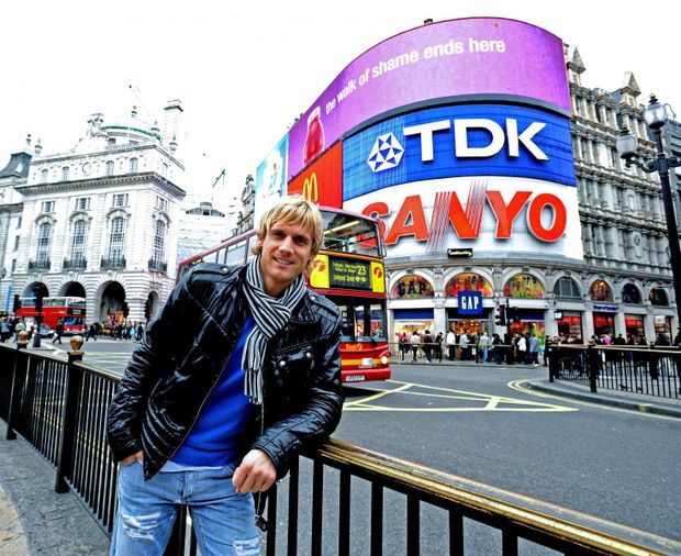 Radoslav Kováč na Picadilly Circus Radoslav Kováč na Picadilly Circus