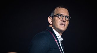 Křetínský bude nejsilnějším mužem West Hamu. Získá 46 procent, konkurentka tvrdě narazila Křetínský bude nejsilnějším mužem West Hamu. Získá 46 procent, konkurentka tvrdě narazila