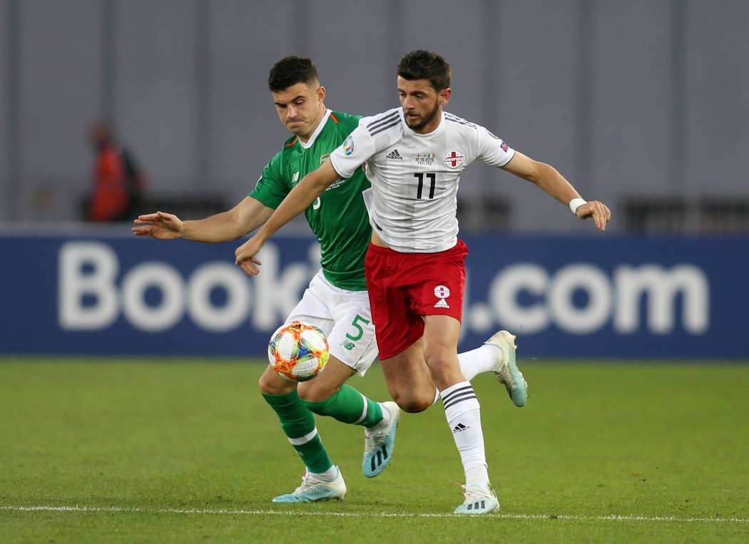 V utkání kvalifikace o postup na EURO 2020 mezi Gruzií a Irskem branka nepadla