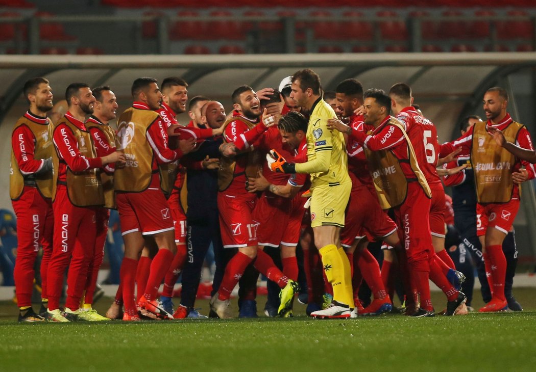 Fotbalisté Malty porazili v kvalifikaci EURO 2020 Faerské Ostrovy a slaví výhru po téměř šesti letech