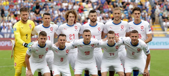 Český národní tým před zápasem s Kosovem
