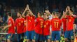 Fotbalisté Španělska oslavují výhru nad Norskem v kvalifikaci EURO 2020