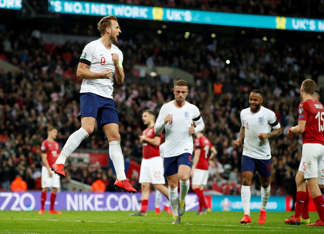 Harry Kane proměnil penaltu a zvýšil na 2:0 proti české reprezentaci