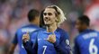Francouzský útočník Antoine Griezmann oslavil první gól utkání proti Bělorusku svým typickým způsobem
