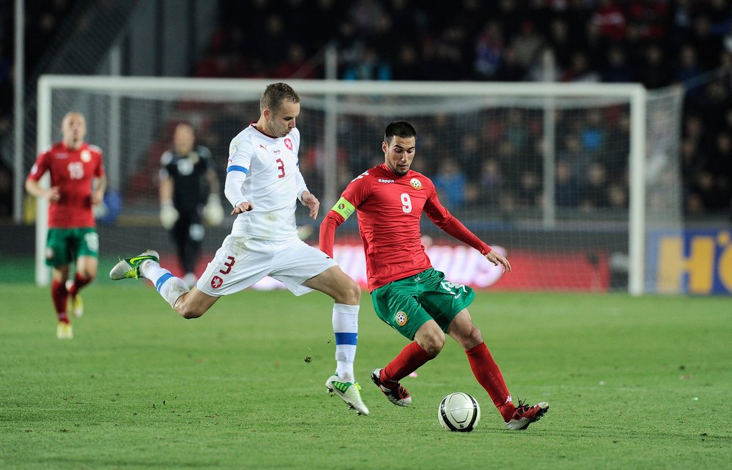 Obránce Michal Kadlec patřil k nejlepším českým reprezentantům v bitvě s Bulharskem. Zápas na Letné skončil nerozhodně 0:0