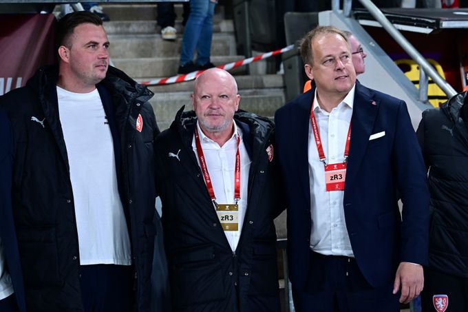 Hašek končí, co dál? Zřejmě Köstl, od ledna ideálně cizinec. A když ne, tak na baráž Trpišovský? Hašek končí, co dál? Zřejmě Köstl, od ledna ideálně cizinec. A když ne, tak na baráž Trpišovský?