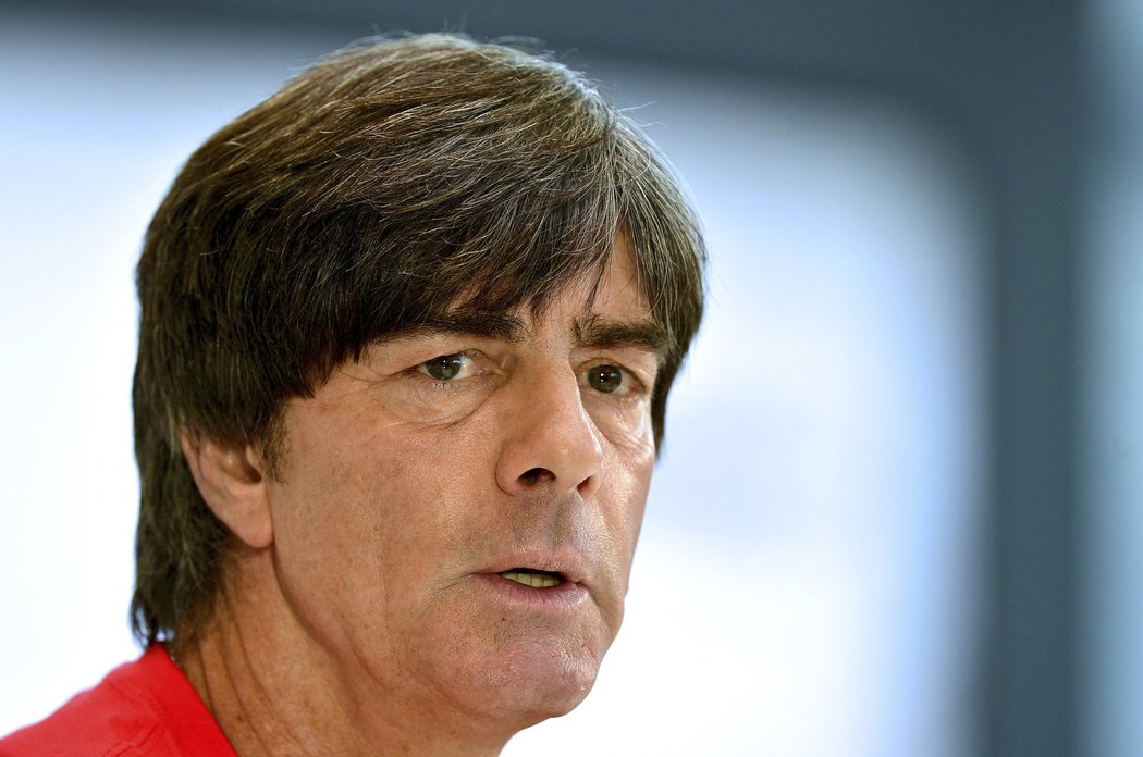 Trenér Německa Joachim Löw na tiskové konferenci v Hamburku