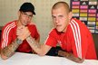 Marek Hamšík (vlevo) a spoluhráč ze slovenské reprezentace Martin Škrtel