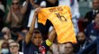 Kylian Mbappé slavil gól s dresem parťáka, který bojuje o život