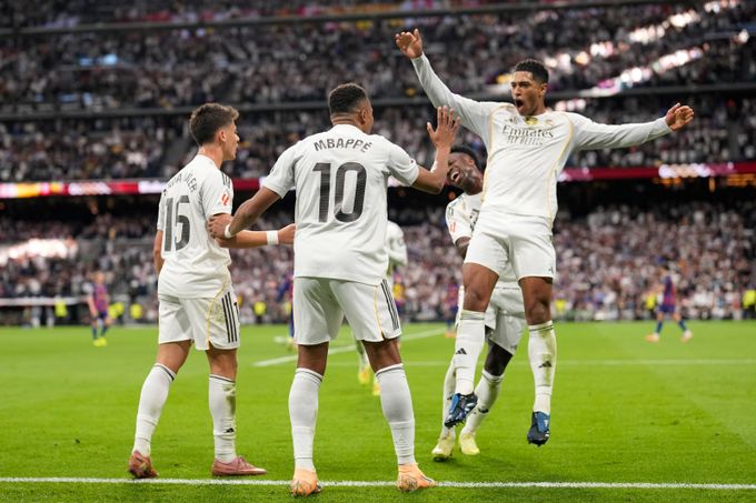 LM ONLINE: Dvě velké bitvy! Liverpool hostí Real Madrid a PSG vyzve Bayern LM ONLINE: Dvě velké bitvy! Liverpool hostí Real Madrid a PSG vyzve Bayern