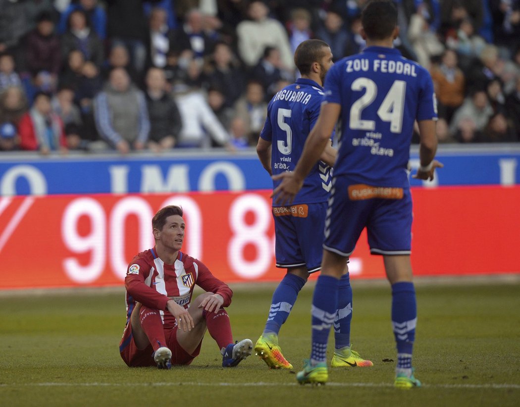 Fernando Torres posílil útok Atlétika ve druhém poločase, do pořádné šance se ale nedostal