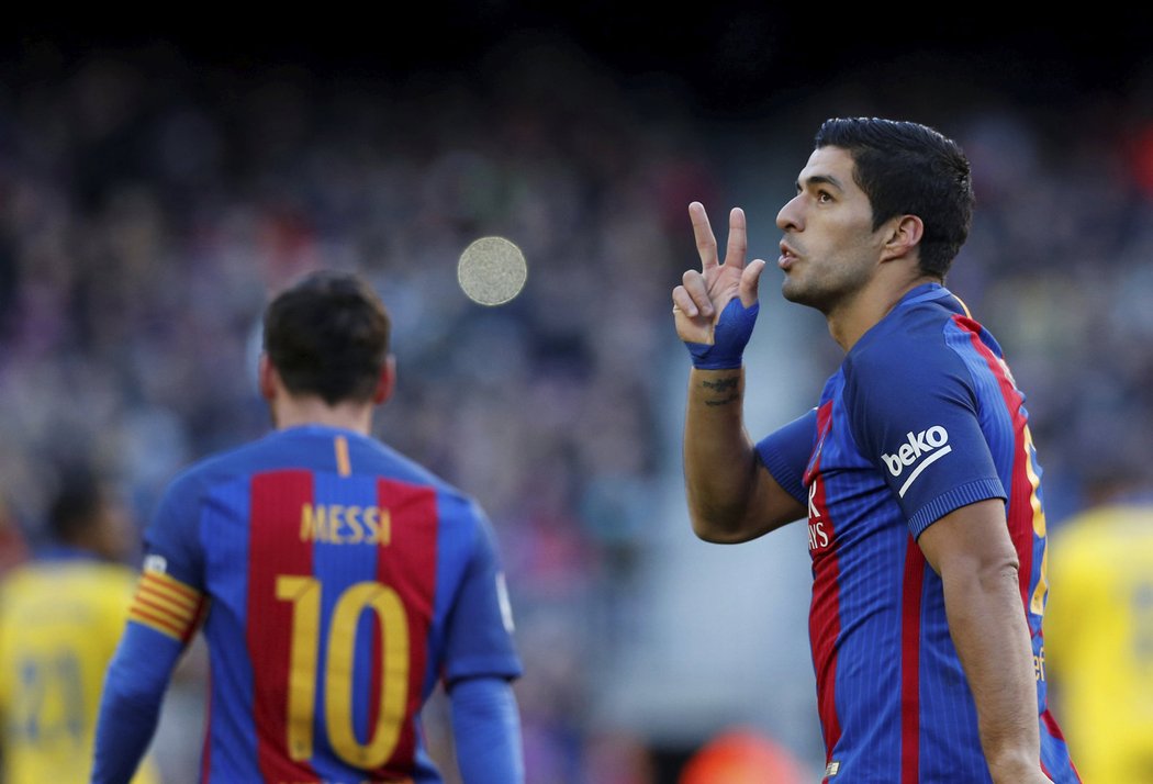 Luis Suarez dvěma góly dotáhl Messiho v čele tabulky střelců