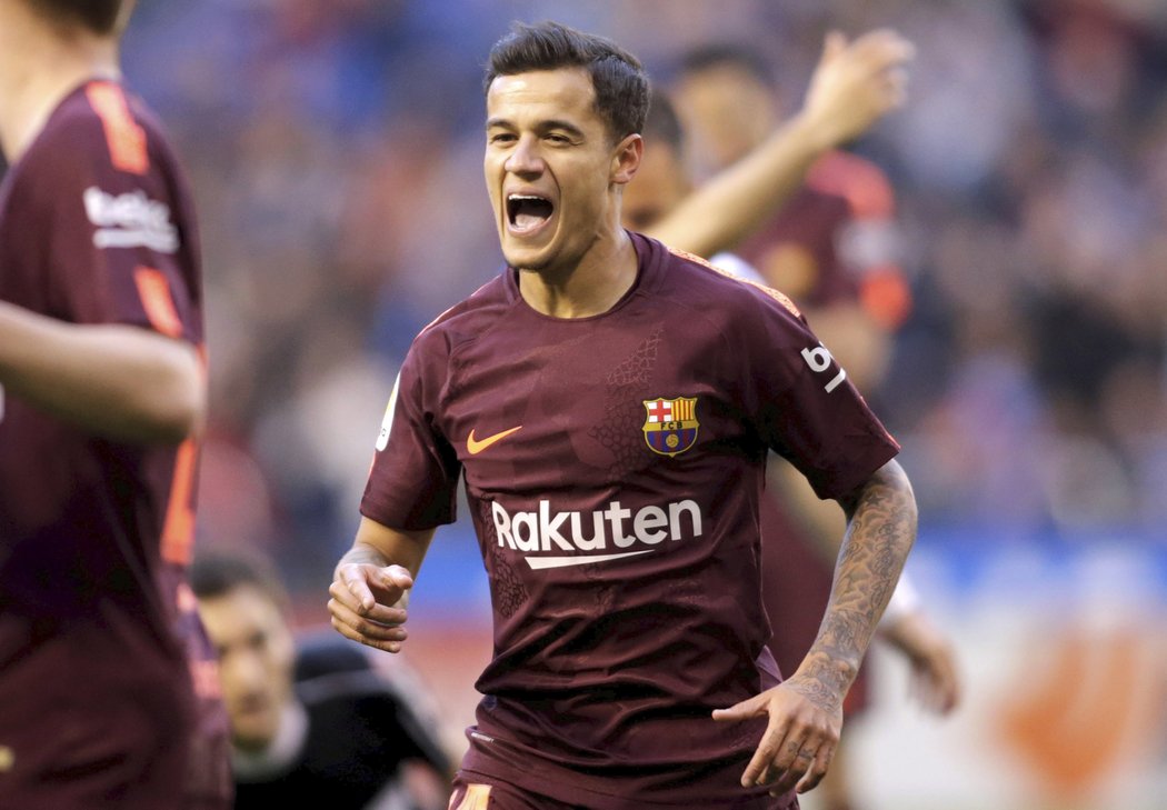 Philippe Coutinho slaví branku proti La Coruni