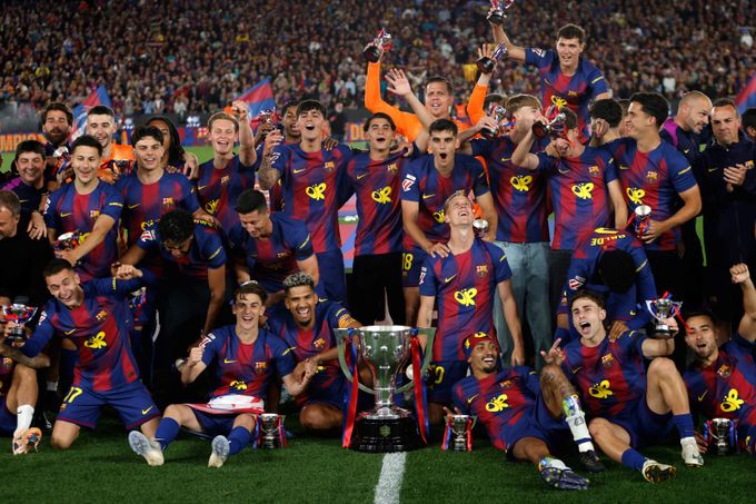 Barcelona ovládla El Clásico a slaví španělský titul! Proti Realu rozhodl Rashford Barcelona ovládla El Clásico a slaví španělský titul! Proti Realu rozhodl Rashford