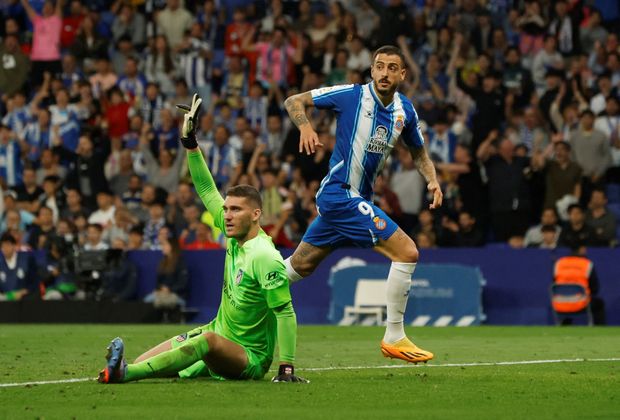 Joselu v dresu Espanyolu Barcelona Joselu v dresu Espanyolu Barcelona
