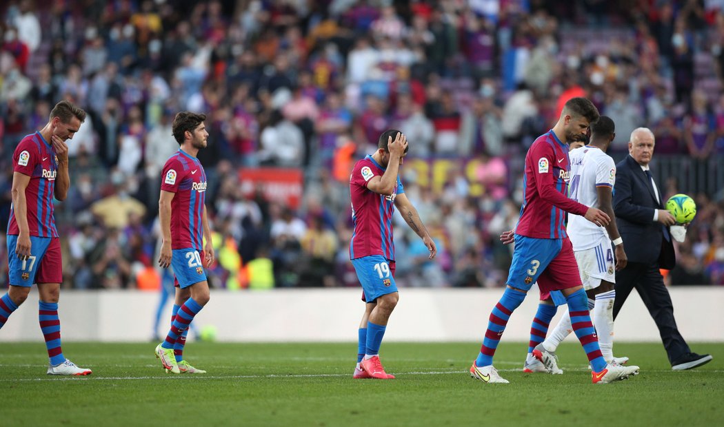 Barcelona v El Clásiku padla