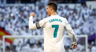 Super gesto hvězdy! Ronaldo odmítl 50. hattrick, penaltu dal Benzemovi