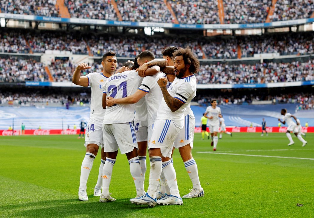 Real Madrid zdolal Espanyol 4:0 a slaví zisk titulu