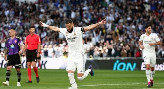 Real smetl Valladolid 6:0, Benzema dal hattrick během sedmi minut