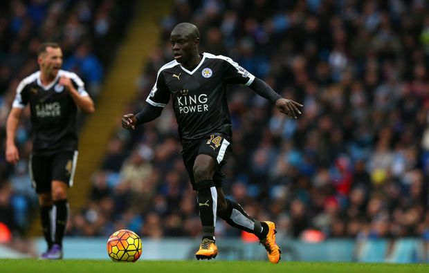 N'Golo Kanté v dresu Leicesteru N'Golo Kanté v dresu Leicesteru