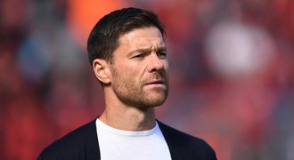 Od Čechů do Realu Madrid? Xabi Alonso tam má nahradit Ancelottiho