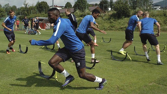 Ubong Moses Ekpai na prvním tréninku ve Slovanu Liberec