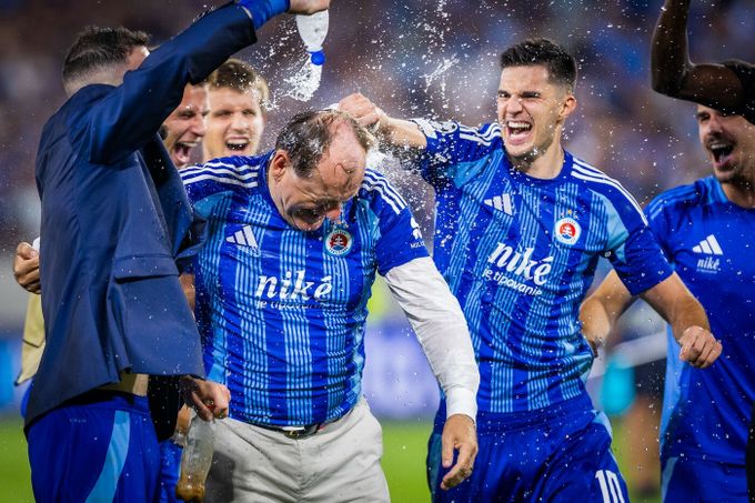 Slovan napálil cenu lístků na Ligu mistrů. Žilina chtěla před lety i víc Slovan napálil cenu lístků na Ligu mistrů. Žilina chtěla před lety i víc