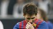 Lionel Messi odcházel z trávníku milánského San Sira zklamaný, Barcelona se střelecky neprosadila