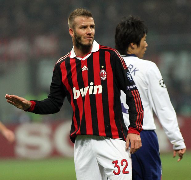 David Beckham v duelu proti Manchesteru United David Beckham v duelu proti Manchesteru United