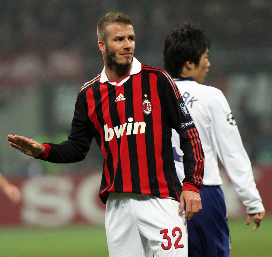 David Beckham v duelu proti Manchesteru United