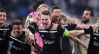 Mladý kapitán De Ligt slaví postup Ajaxu: Ukázali jsme světu, co v nás je!