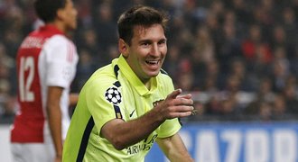 Hlavička a skluz! Messi předehnal Ronalda a vyrovnal se Raúlovi