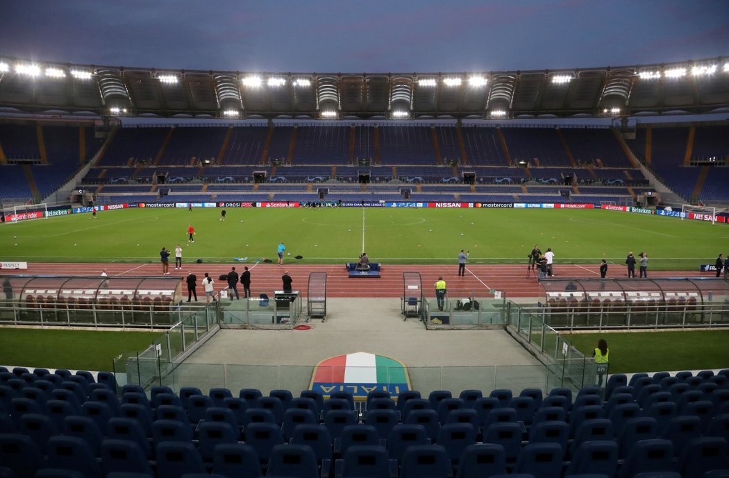 Tady na Olympijském stadionu hostí AS Řím v základní skupině Ligy mistrů plzeňskou Viktorii