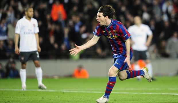 Lionel Messi slaví svoji branku do sítě Arsenalu Lionel Messi slaví svoji branku do sítě Arsenalu