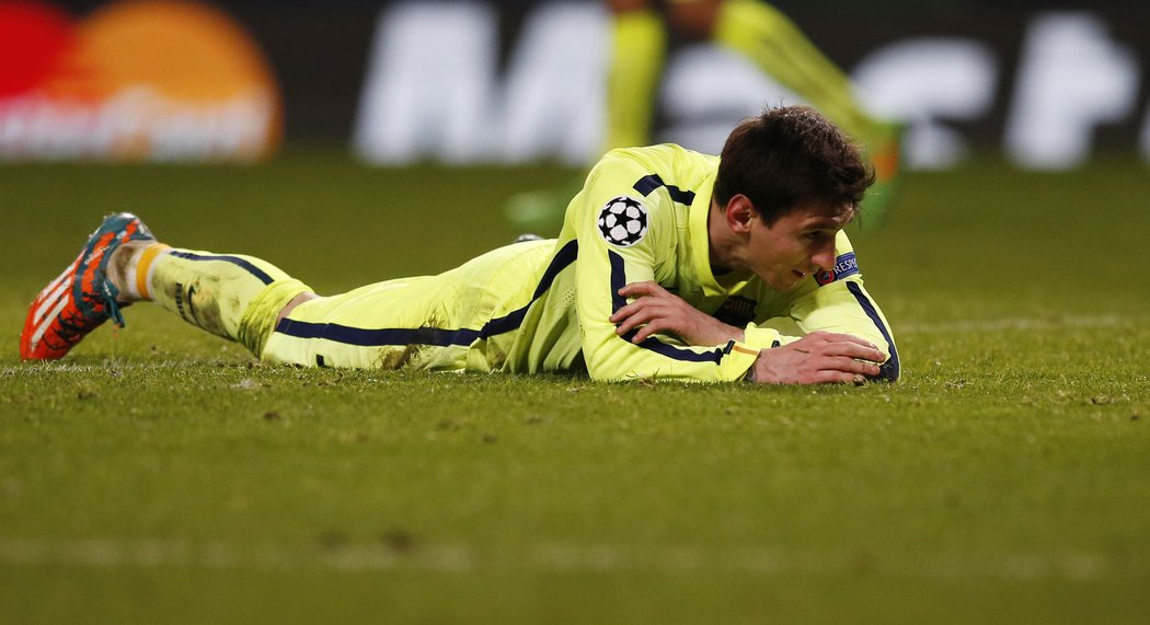 Nešťastný Messi. Argentinský útočník poté, co neproměnil penaltu s Manchesterem City