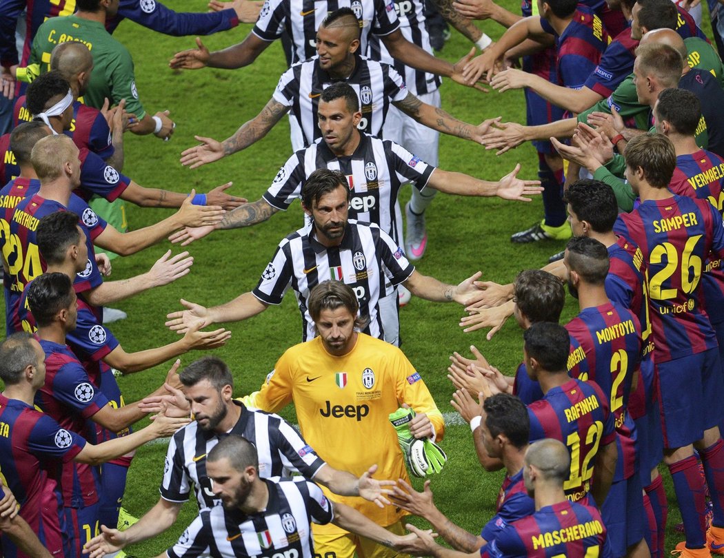 Ve finále Ligy mistrů porazili fotbalisté Barcelony Juventus