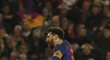 Lionel Messi se raduje ze senzačního postupu Barcelony po výhře 6:1