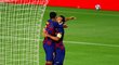 Luis Suárez a Lionel Messi, dvě největší hvězdy Barcelony slaví ranku do sítě Neapole