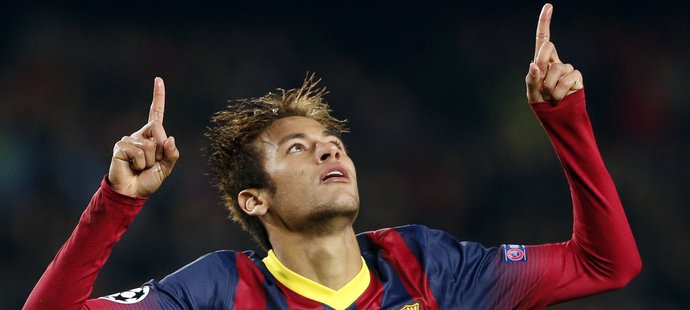 Neymar slaví hattrick, který se mu podařilo vstřelit proti Celticu