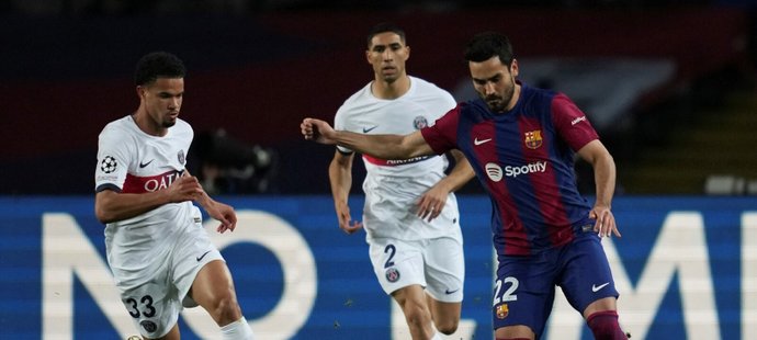 Liga mistrů ONLINE: Barca v desíti, PSG otáčí na 3:1. Atlético srovnalo