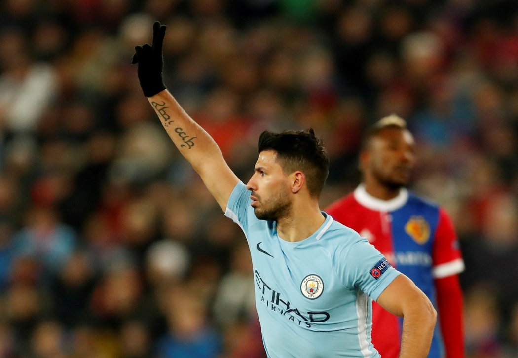 Třetí gól Manchesteru vstřelil Sergio Agüero